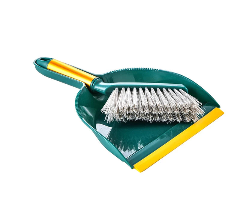 Pá com Escova 2 em 1 – Praticidade e Agilidade na Limpeza da Sua Casa